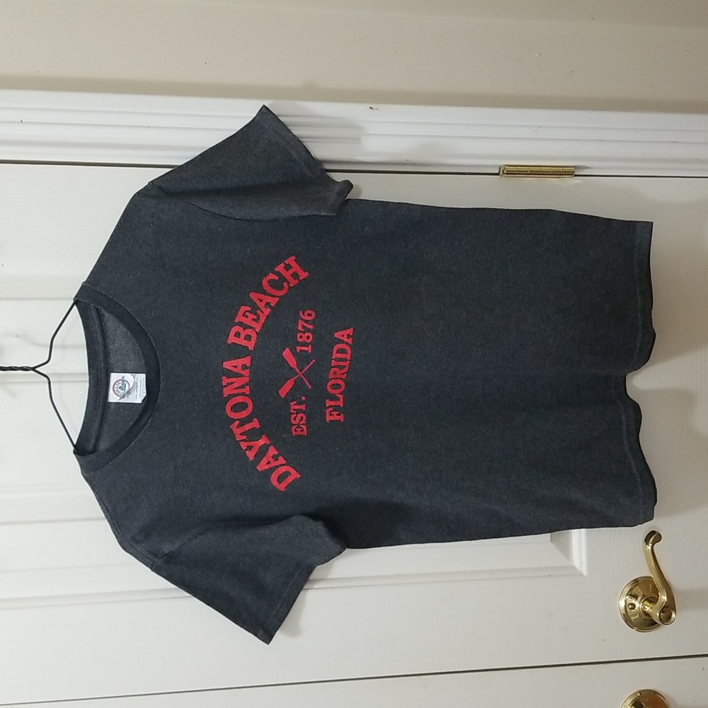 3/$6 Daytona Beach Florida gray t-shirt sz S
